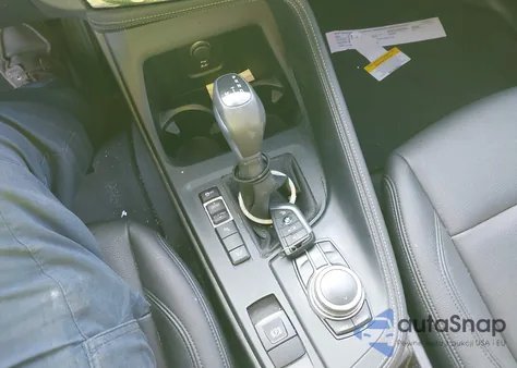 2019 BMW X1 xDrive28I z USA, uszkodzony, nr VIN WBXHT3C56K5L38658